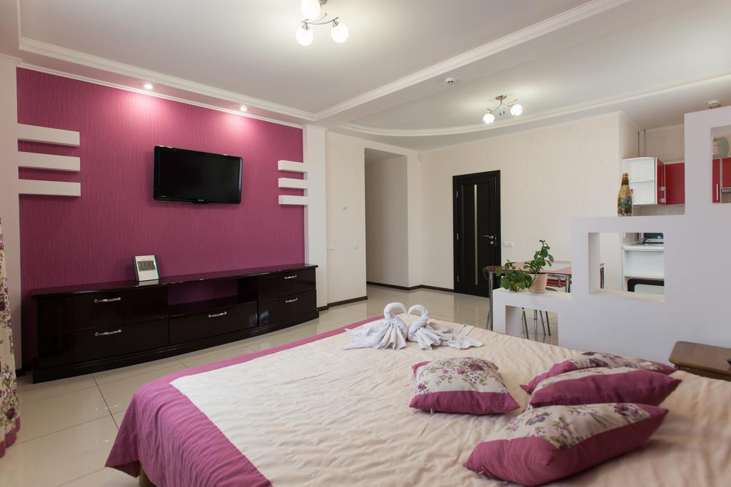 Lotos Apartments Odessa Oda fotoğraf
